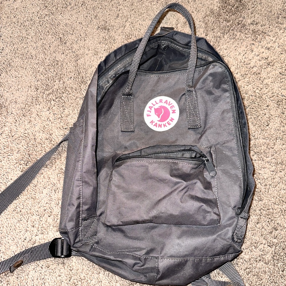 Fjällräven Kånken bag